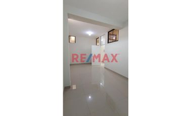 ✨ ¡Descubre tu nuevo hogar en la vibrante ciudad de Tarapoto! ✨

🌟 Presentamos un moderno departamento flat, ubicado en el corazón de la ciudad en J