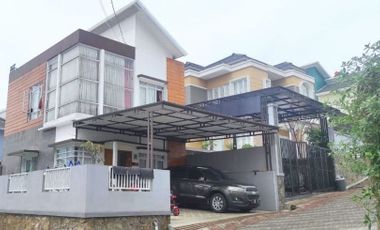 Jual BU Villa Lembang Bandung dekat Wisata Bonus Furnish