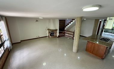 casa en arriendo en la doctora. Cod A777069