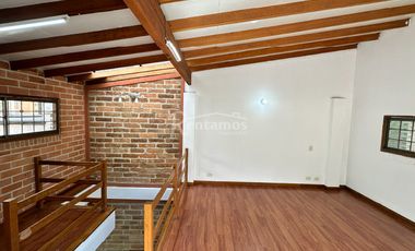 casa en arriendo en la doctora. Cod A777069