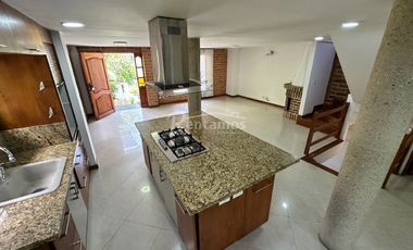 casa en arriendo en la doctora. Cod A777069