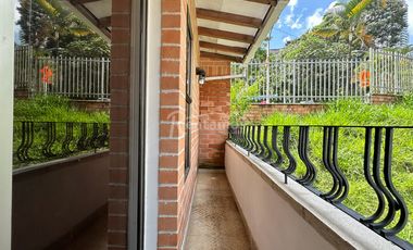 casa en arriendo en la doctora. Cod A777069