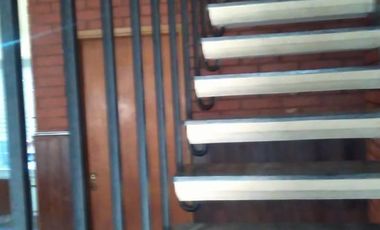 MUY BUEN DUPLEX, 3DORM. E/AUTO, PATIO Y TERRAZA