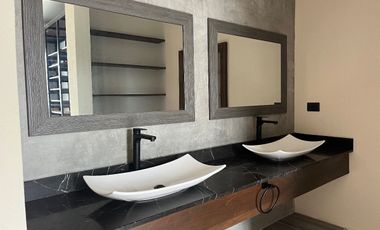 Venta de oportunidad Residencia en Privada Yucatán Country Club