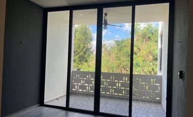 Venta de oportunidad Residencia en Privada Yucatán Country Club