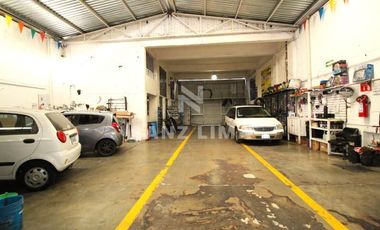 BLDV. LOPEZ MATEOS PTE.:  EXCELENTE UBICACION DE EDIFICIO, PARA USO COMERCIAL.