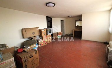 BLDV. LOPEZ MATEOS PTE.:  EXCELENTE UBICACION DE EDIFICIO, PARA USO COMERCIAL.