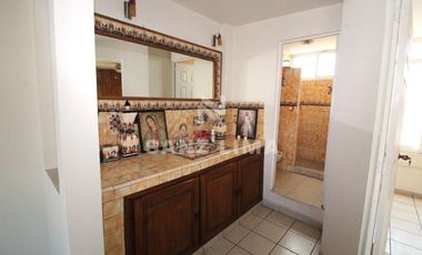 BLDV. LOPEZ MATEOS PTE.:  EXCELENTE UBICACION DE EDIFICIO, PARA USO COMERCIAL.