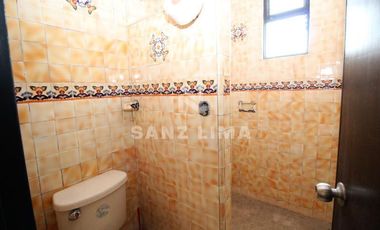 BLDV. LOPEZ MATEOS PTE.:  EXCELENTE UBICACION DE EDIFICIO, PARA USO COMERCIAL.