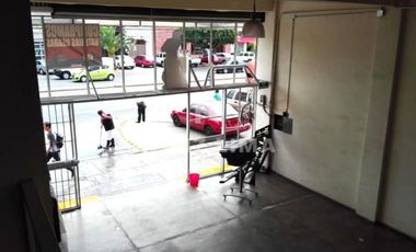 BLDV. LOPEZ MATEOS PTE.:  EXCELENTE UBICACION DE EDIFICIO, PARA USO COMERCIAL.