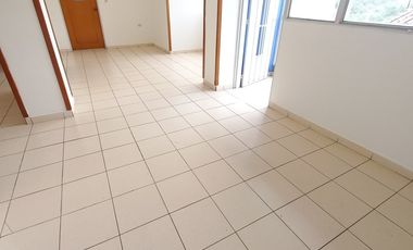 apartamento en arriendo en ragonessi. Cod A35067