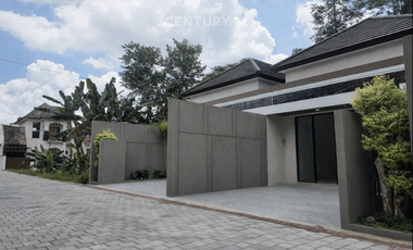 Rumah Limasan Modern Di Ngaglik Dekat Kampus UII