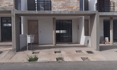 casa en venta en c.c reservas del resumen. Cod V2173