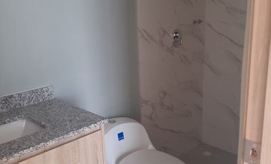 casa en venta en c.c reservas del resumen. Cod V2173