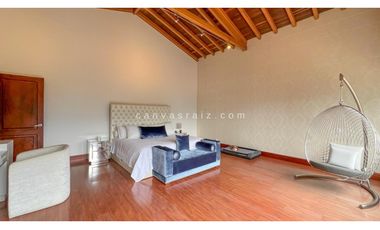 Casa en Parcelación Envigado Loma del Escobero