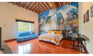 Casa en Parcelación Envigado Loma del Escobero