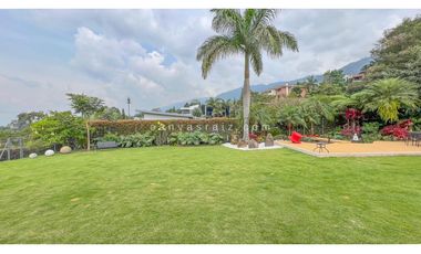 Casa en Parcelación Envigado Loma del Escobero