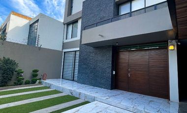 CASA EN VENTA UBICADA EN VALLARTA NORTE