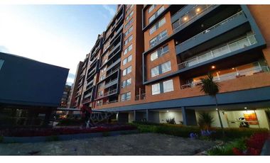Penthouse Exterior con terraza en sector de Cedritos, en Venta - ¡Excelente oportunidad!-9402