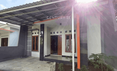 Rumah Minimalis Dalam Perumahan Dengan Suasana Asri View Sawah