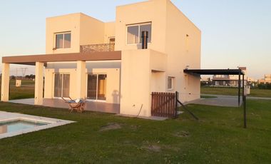 Casa - La Alameda