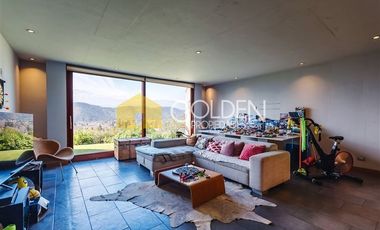 Casa en arriendo de 5 dorm. en Lo Barnechea