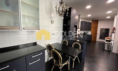 Casa en arriendo de 5 dorm. en Lo Barnechea