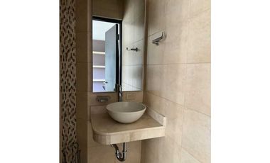 ALQUILER APARTAMENTO EMBASSY VILLAGE- CLAYTON
