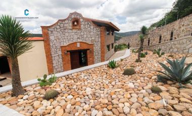 HERMOSA CABAÑA EN LA SIERRA EN VENTA