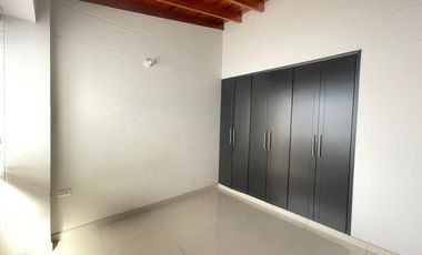 apartamento en arriendo en bellavista. Cod A2695