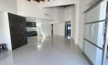 apartamento en arriendo en bellavista. Cod A2695
