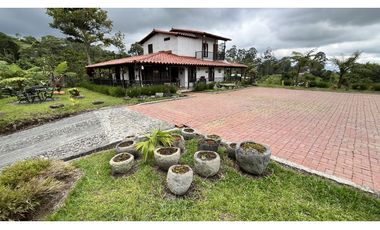 VENTA DE FINCA EN FILANDIA, QUINDO, COLOMBIA