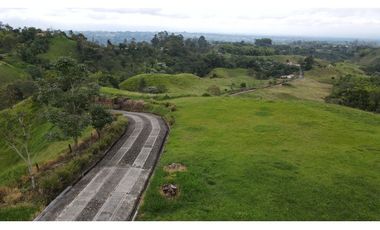 VENTA DE FINCA EN FILANDIA, QUINDO, COLOMBIA