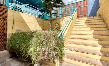 Casa de 3 dormitorios más servicios en Jardines del Sur