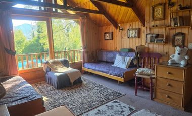 VENTA DE CASA EN CONDOMINIO CON VISTA AL LAGO 5D 3B PUCON