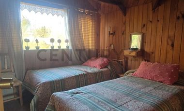 VENTA DE CASA EN CONDOMINIO CON VISTA AL LAGO 5D 3B PUCON