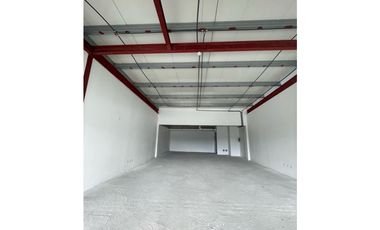 Condado Del Rey/Local $2,329/Alquiler