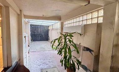 Casa sólida, 5 dorm. estar, 4 baños, terraza, patio, estac.
