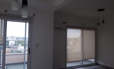 Campana- Espectacular Triplex en altura. Piso 7. Amplios ambientes, Terraza propia con parrilla de 60 mts2