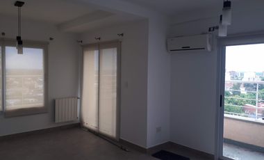 Campana- Espectacular Triplex en altura. Piso 7. Amplios ambientes, Terraza propia con parrilla de 60 mts2
