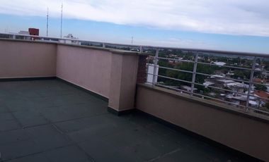 Campana- Espectacular Triplex en altura. Piso 7. Amplios ambientes, Terraza propia con parrilla de 60 mts2