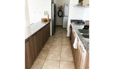Venta de apartamento en Via Club del Golf PH Hacienda Golf