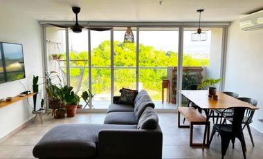 Venta de apartamento en Via Club del Golf PH Hacienda Golf