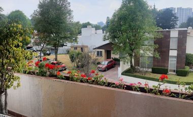 CASA EN VENTA  LOMAS DE LAS PALMAS