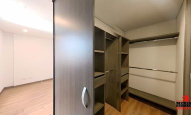 apartamento en arriendo en el poblado. Cod A5797