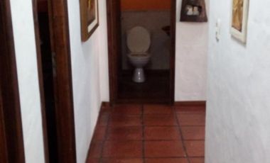 Seis cabañas, chalet y casa de caseros en Costa del Este, partido de La Costa, excelente rentabilidad