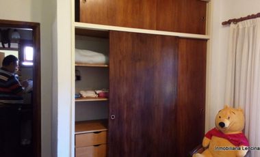 Seis cabañas, chalet y casa de caseros en Costa del Este, partido de La Costa, excelente rentabilidad