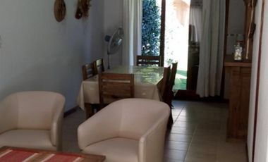 Seis cabañas, chalet y casa de caseros en Costa del Este, partido de La Costa, excelente rentabilidad