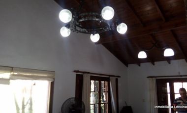 Seis cabañas, chalet y casa de caseros en Costa del Este, partido de La Costa, excelente rentabilidad