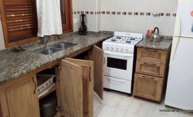 Seis cabañas, chalet y casa de caseros en Costa del Este, partido de La Costa, excelente rentabilidad